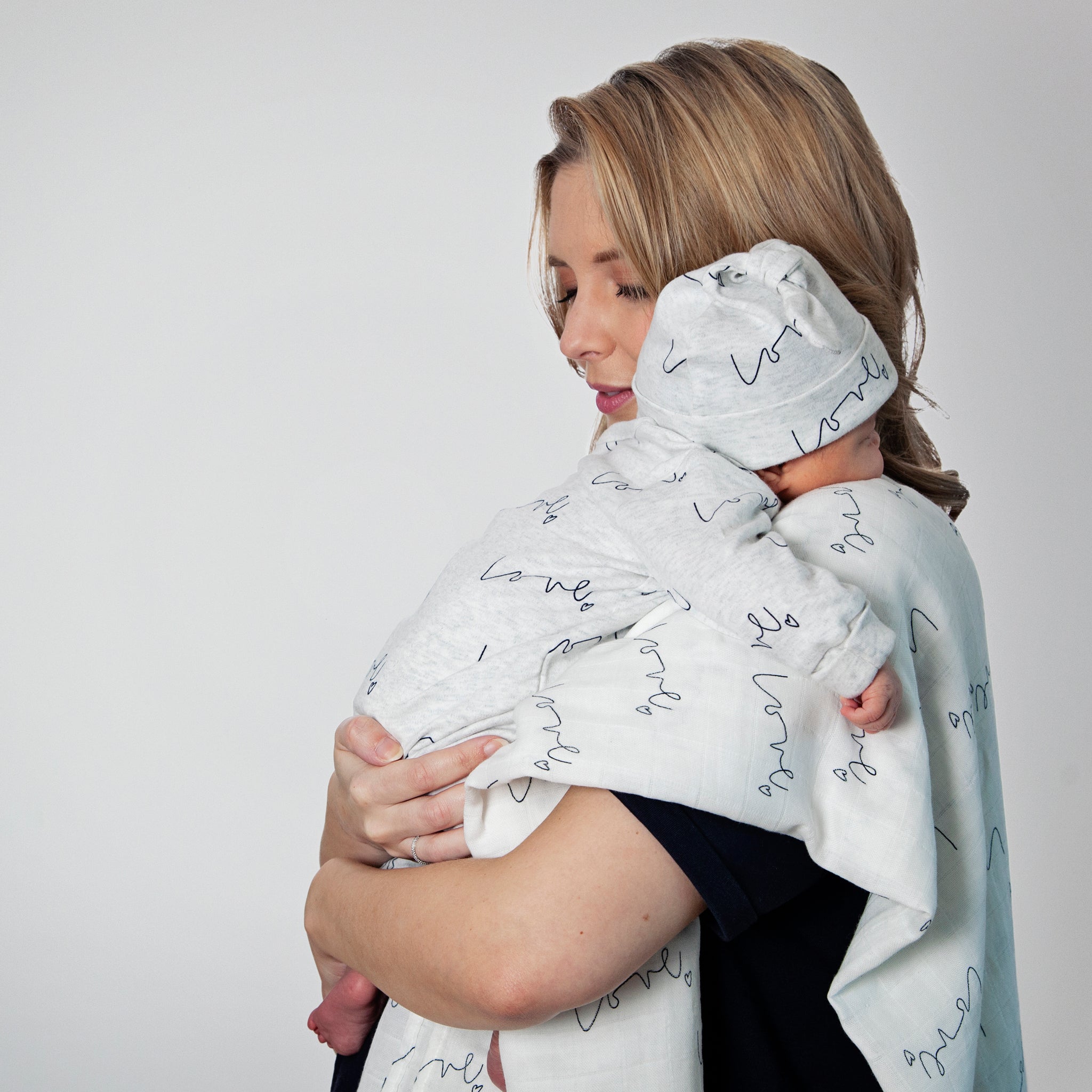 Love organic multi print baby gift set - large natural
